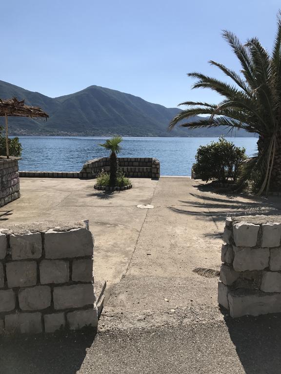 Apartment Titaneli Kotor Dış mekan fotoğraf